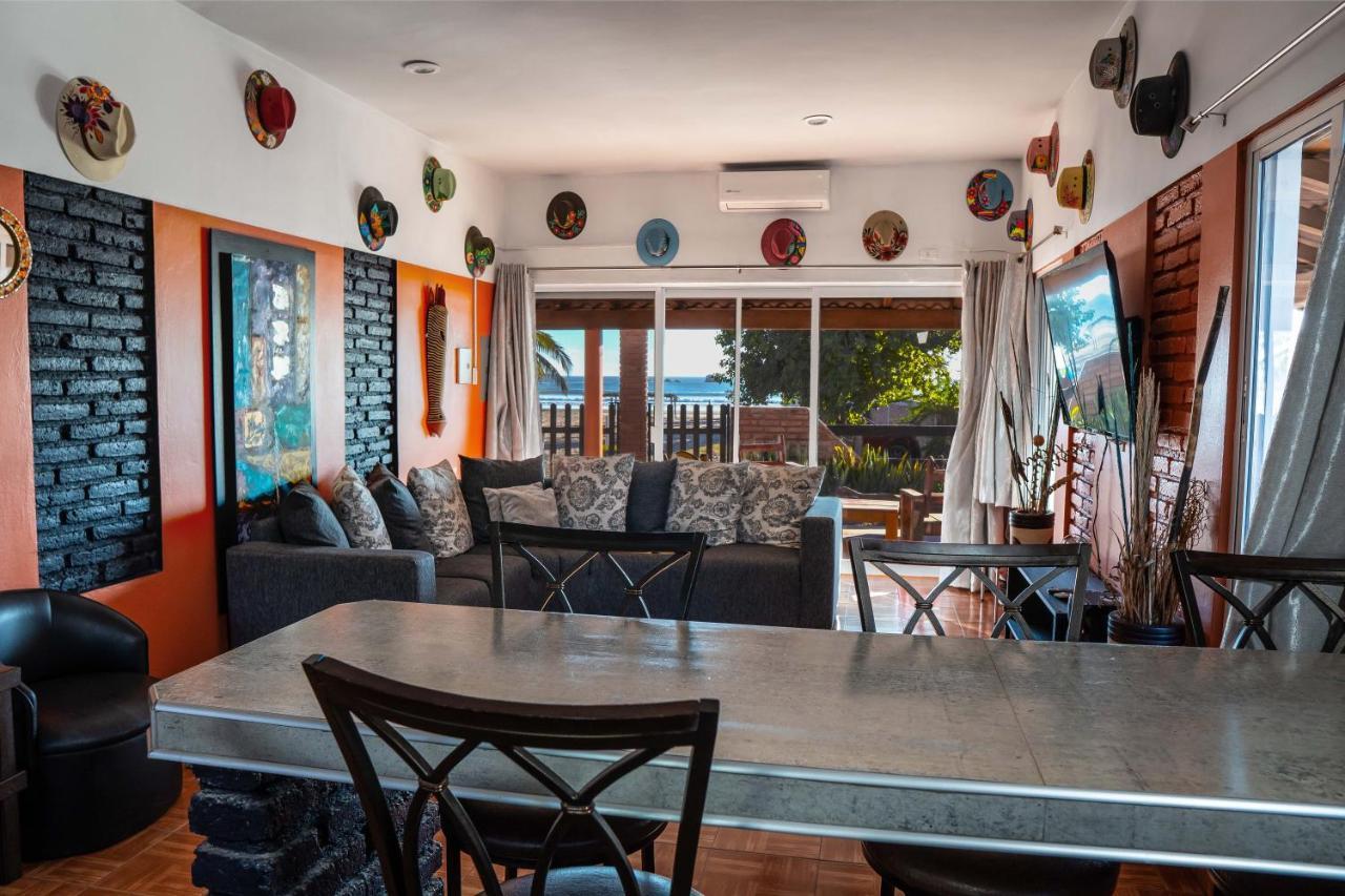 Casa Belen - Beautiful Beach View Home On Stone Island Isla de la Piedra Exterior foto