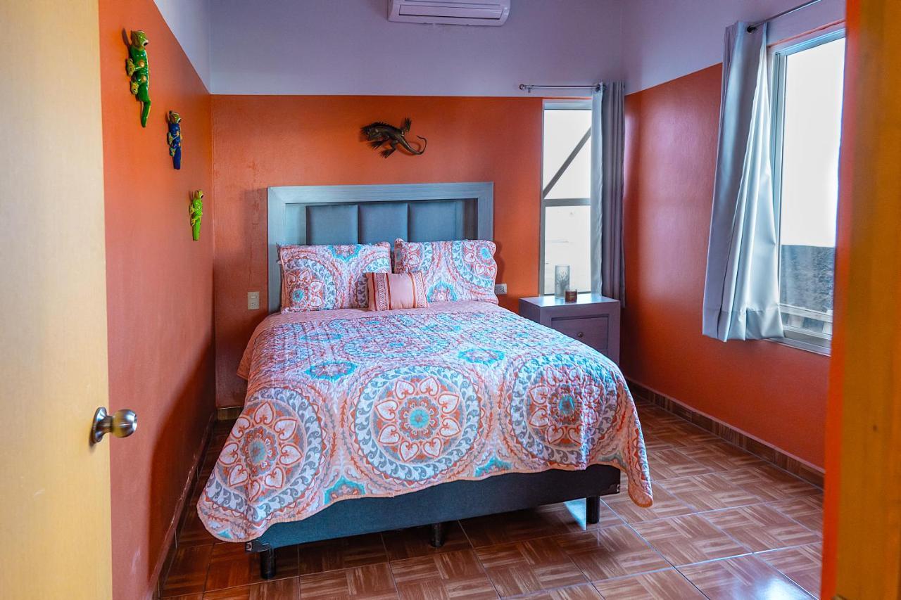 Casa Belen - Beautiful Beach View Home On Stone Island Isla de la Piedra Exterior foto